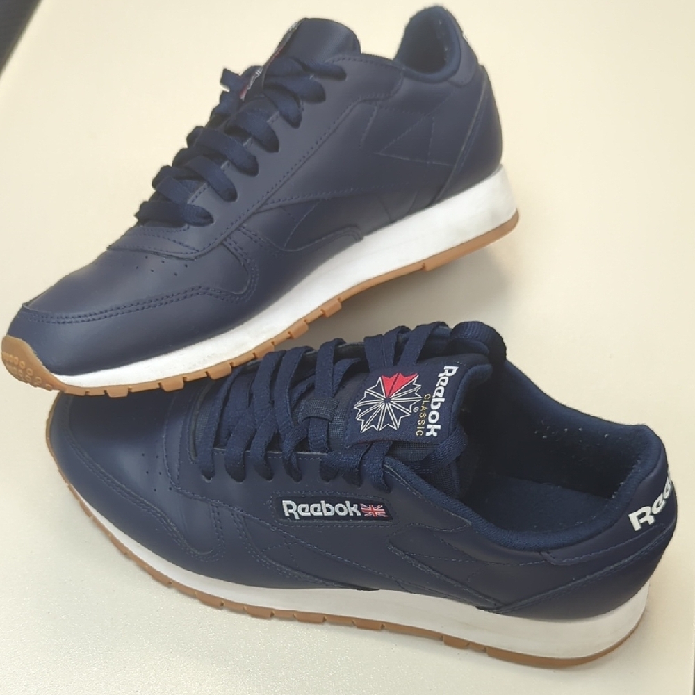 Reebok Men's Navy Sneakers